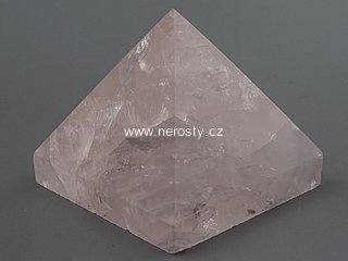 rose quartz, pyramid