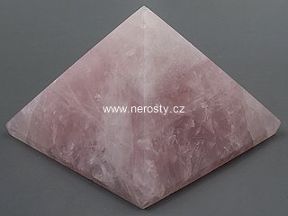 rose quartz, pyramid