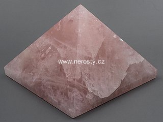 rose quartz, pyramid