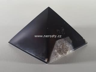 agate, pyramid