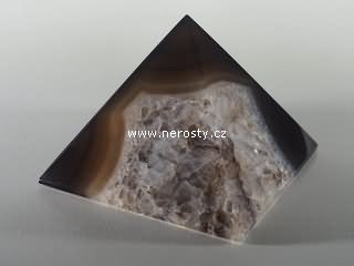 agate, pyramid