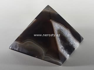 agate, pyramid