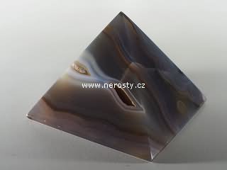 agate, pyramid