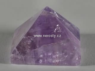 amethyst, pyramid