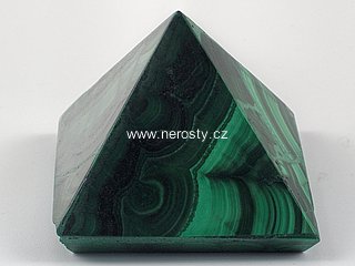 malachite, pyramid