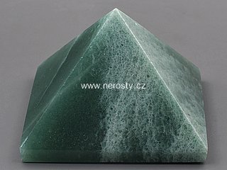 aventurine, pyramid