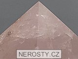 rose quartz, pyramid