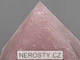 rose quartz, pyramid