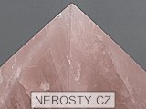 rose quartz, pyramid