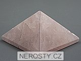 rose quartz, pyramid